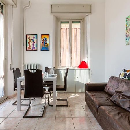 Cosy Apartment Close To Iulm University Milan Bagian luar foto