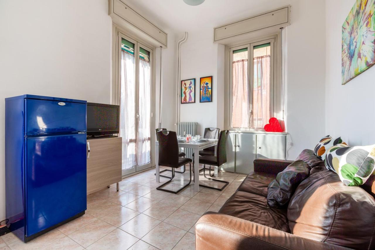 Cosy Apartment Close To Iulm University Milan Bagian luar foto