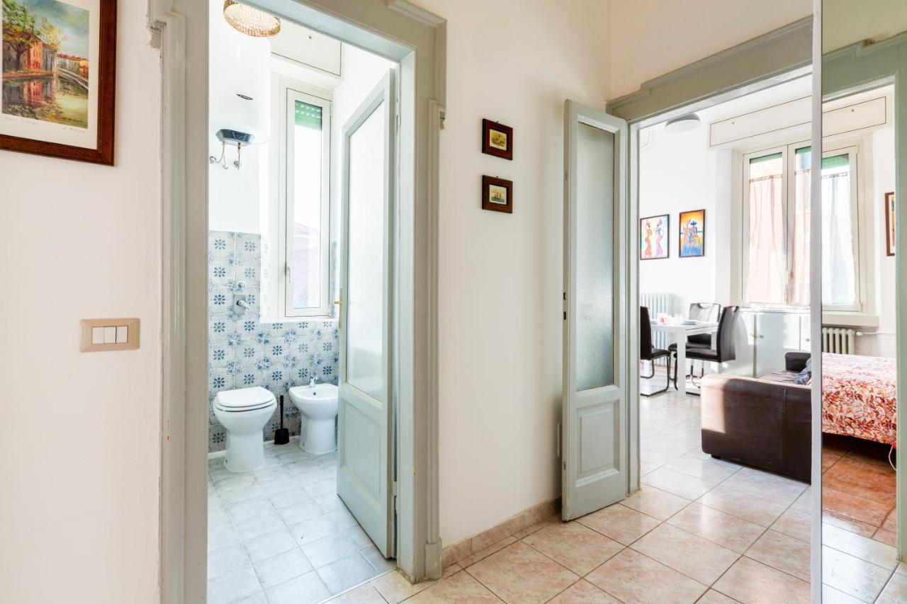 Cosy Apartment Close To Iulm University Milan Bagian luar foto